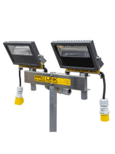 Têtes d'éclairage PROLINK sur adaptateur double tête (deux projecteurs sur un seul support)